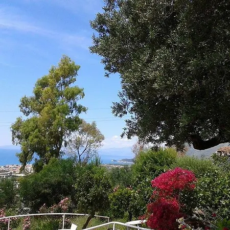 Hotel Pian Delle Vigne 3*