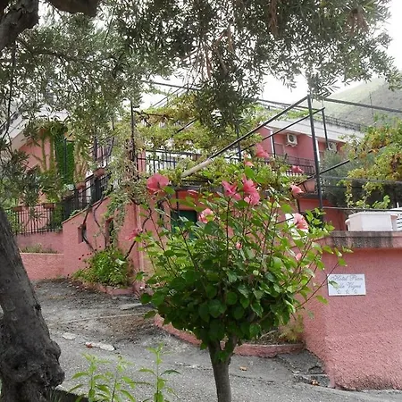 Pian Delle Vigne Hotel